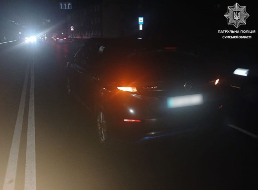 У Сумах на вулиці Сумської артбригади сталася потрійна ДТП фото У Сумах на вулиці Сумської артбригади сталася потрійна ДТП фото