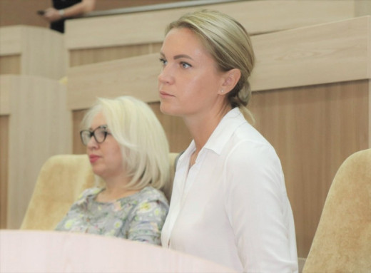 Сумська міськрада достроково припинила повноваження депутатки Марини Нагорної фото Сумська міськрада достроково припинила повноваження депутатки Марини Нагорної фото