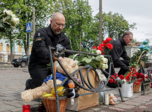 Прем'єр-міністр України Денис Шмигаль відвідав Суми фото Прем'єр-міністр України Денис Шмигаль відвідав Суми фото