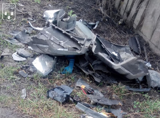 Дрон атакував Битицький старостат: пошкоджено будинки та ЛЕП фото