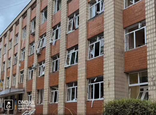 У Лебедині двоє людей постраждали від атаки «шахедів» фото У Лебедині двоє людей постраждали від атаки «шахедів» фото