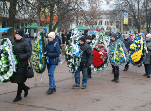 Шосткинці попрощалися із двома героями фото