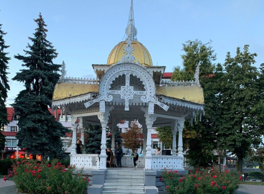 У Сумах зареєстрували петицію про реставрацію Альтанки фото