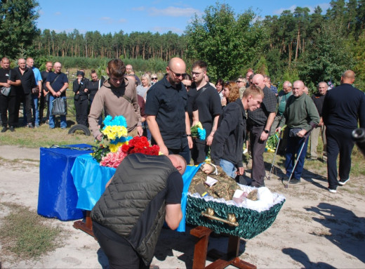 Шосткинщина попрощалася із захисником України Віталієм Кірейчуком фото