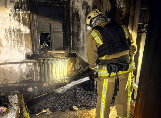 Пожежі в Шостці та на Роменщині: рятувальники вберегли оселі від повного знищення фото