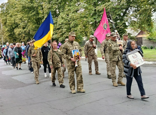 Буринщина попрощалася із захисником Юрієм Кошовим фото Буринщина попрощалася із захисником Юрієм Кошовим фото