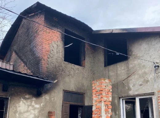На Львівщині житель Сумщини підпалив будинок сестри колишньої дружини фото