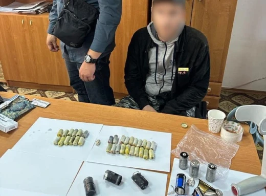 Сумські правоохоронці оголосили підозру організатору наркотрафіку кокаїну фото