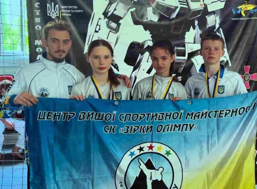 Сумські тхеквондисти здобули 4 медалі на чемпіонатах України фото