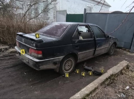 На Сумщині 19-річний юнак залучив 13-річну дитину до підпалу автівки через ревнощі фото