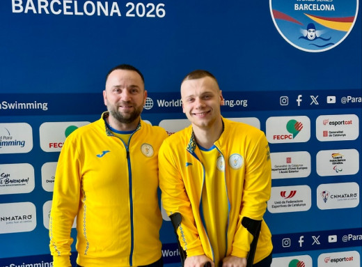 Сум’янин Владислав Кошман виборов «золото» на етапі Кубка світу з параплавання в Барселоні фото