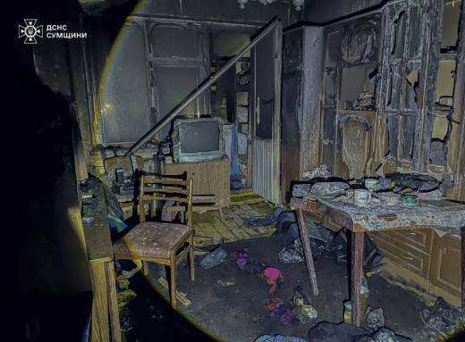 Пожежа в багатоповерхівці забрала життя 51-річного сум’янина фото