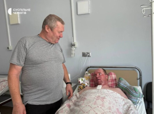 Поранений захисник із Шостки Віталій Шумей оговтується після чергової операції фото
