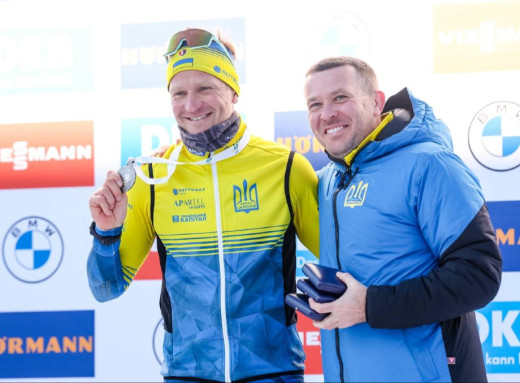 Біатлоністи з Сумщини отримали срібні медалі Чемпіонату світу-2011 через дискваліфікацію росіян фото