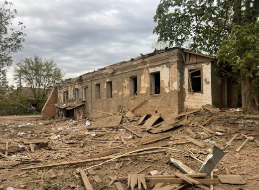 За добу російських обстрілів на Сумщині загинуло 4 цивільних, поранено 14 фото За добу російських обстрілів на Сумщині загинуло 4 цивільних, поранено 14 фото