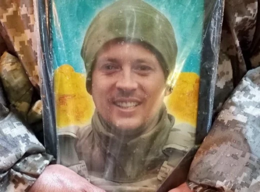 Сум’яни попрощалися із захисником України Миколою Галішаком фото