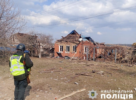 У Краснопіллі окупанти пошкодили ще 10 будинків фото