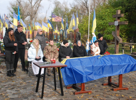У Шостці попрощалися з 22-річним захисником Олегом Горбачовим, який загинув на Запорізькому напрямку фото У Шостці попрощалися з 22-річним захисником Олегом Горбачовим, який загинув на Запорізькому напрямку фото