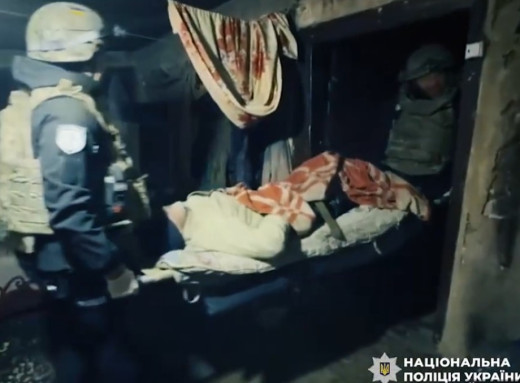 «Білі янголи» евакуювали немобільне подружжя з 5-кілометрової зони Глухівської громади фото