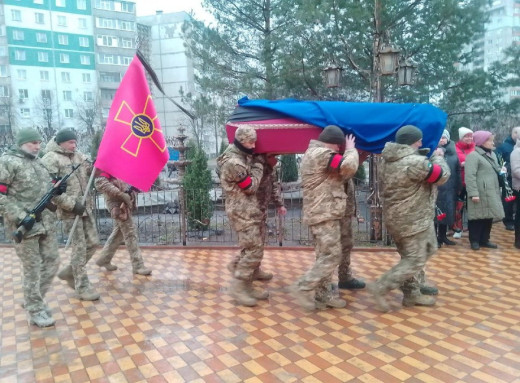 У Сумах попрощалися із захисником Віталієм Тихоновим фото