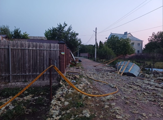 У Сумах підсумували нічну атаку "Шахедів": зруйновано будинок, є пошкодження фото У Сумах підсумували нічну атаку "Шахедів": зруйновано будинок, є пошкодження фото