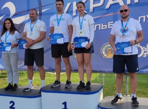 Сум’яни взяли три медалі на чемпіонаті України зі стрільби з луку фото