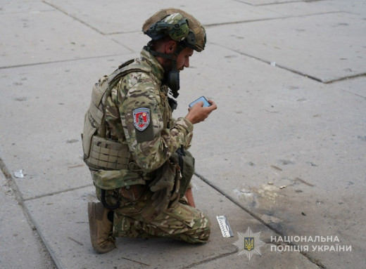 Поліція розслідує атаку БпЛА на центр Сум фото Поліція розслідує атаку БпЛА на центр Сум фото