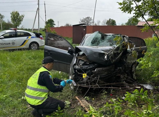 Смертельна ДТП під Сумами: загинули водій та пасажирка фото Смертельна ДТП під Сумами: загинули водій та пасажирка фото