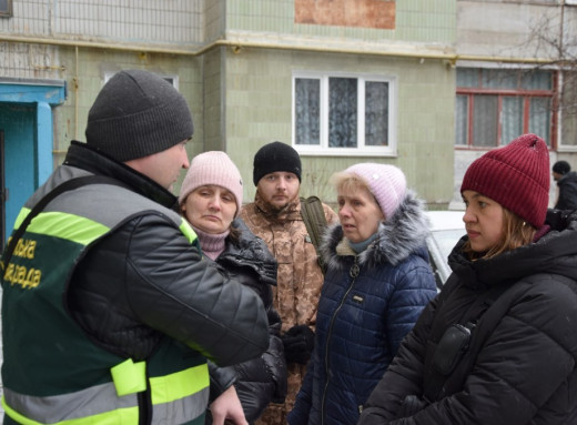 Мешканці зруйнованого будинку на Героїв Крут у Сумах зможуть забрати речі фото