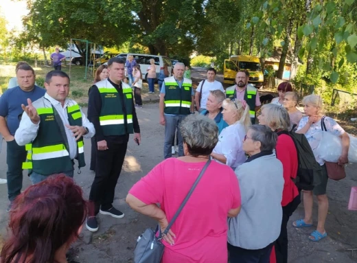 У Сумах працює штаб із ліквідації наслідків ракетно-авіаційного удару 11 серпня фото