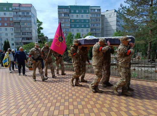 Сум’яни попрощалися із захисником Віталієм Симененком фото Сум’яни попрощалися із захисником Віталієм Симененком фото