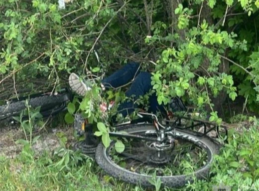 Ворог завдав авіаудару по Сумах: загинула жінка фото