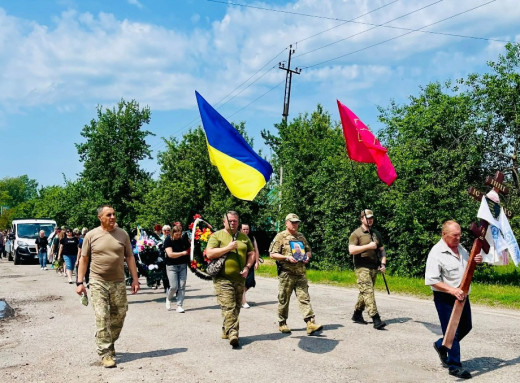 Кролевецька громада попрощалася із захисником Сергієм Забіякою фото Кролевецька громада попрощалася із захисником Сергієм Забіякою фото
