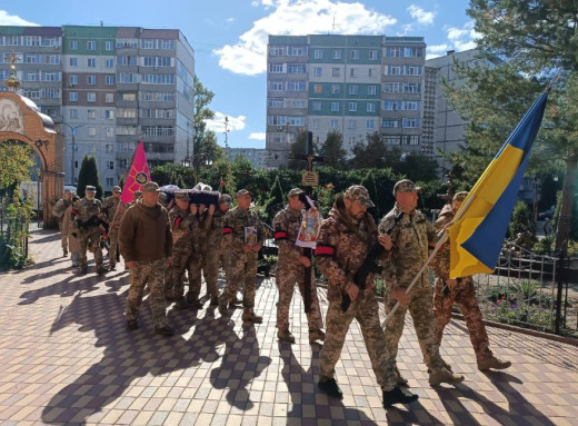Сумська громада попрощалася із захисником Владиславом Гудовичем фото