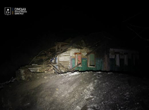 Нічна атака на Путивльщину: ворожий дрон поцілив у житловий будинок, постражадли четверо дітей фото