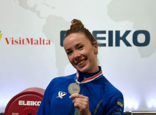 Сумська силачка виборола “срібло” на чемпіонаті світу фото