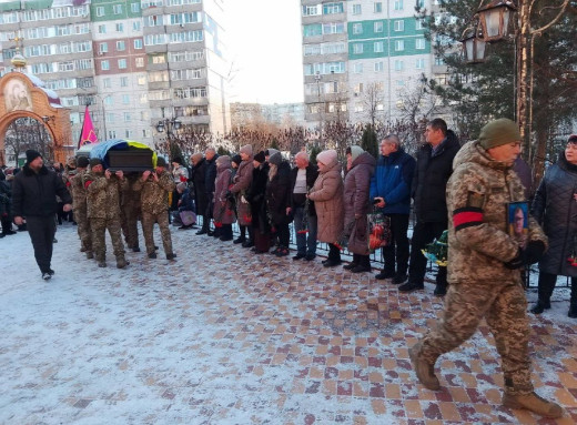 Сум’яни попрощалися із захисником Сергієм Селезнем фото