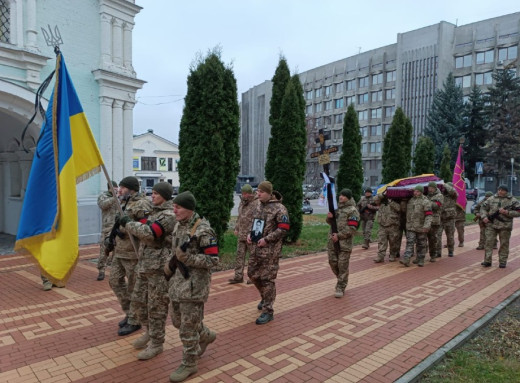 Сумська громада провела в останню путь підполковника Віктора Зламана фото