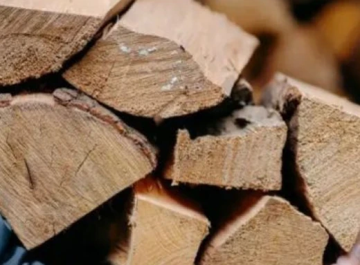 56 родин із Липової Долини отримають грошову допомогу на придбання дров фото