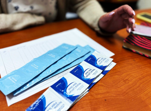 У Сумах громадська організація безкоштовно видала 14 500 презервативів для секс-працівниць фото