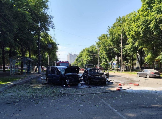 Російські війська обстріляли Суми: двоє загиблих, семеро поранених, зокрема четверо дітей фото Російські війська обстріляли Суми: двоє загиблих, семеро поранених, зокрема четверо дітей фото