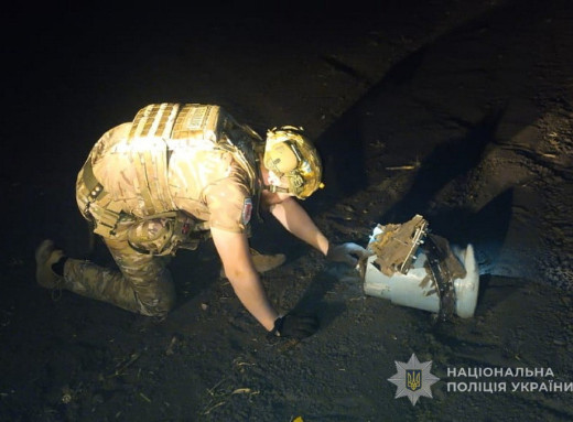 На Сумщині поліцейські вибухотехніки знешкодили ворожий БпЛА фото На Сумщині поліцейські вибухотехніки знешкодили ворожий БпЛА фото