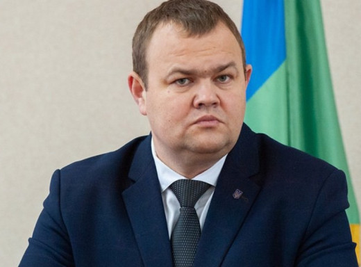 Президент звільнив відстороненого голову Шосткинської РВА фото Президент звільнив відстороненого голову Шосткинської РВА фото