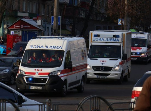 Наліт дронів на Київ: через атаку є постраждалі фото Наліт дронів на Київ: через атаку є постраждалі фото