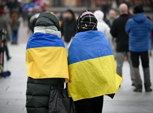 Україна почала переговори про повернення біженців фото