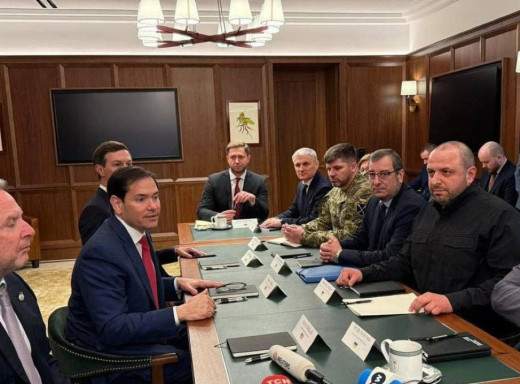 США зберігають високий темп контактів щодо України та прагнуть створити «коридор» для реальних переговорів фото