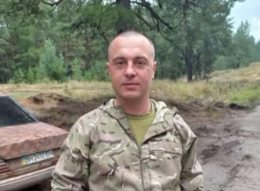 У Боромлі попрощалися із захисником Олегом Чернишовим фото