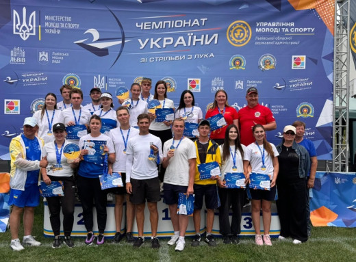 Сумські лучники вибороли три медалі на Чемпіонаті України фото