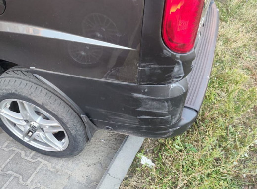 У Сумах водій з ознаками сп’яніння скоїв ДТП фото У Сумах водій з ознаками сп’яніння скоїв ДТП фото