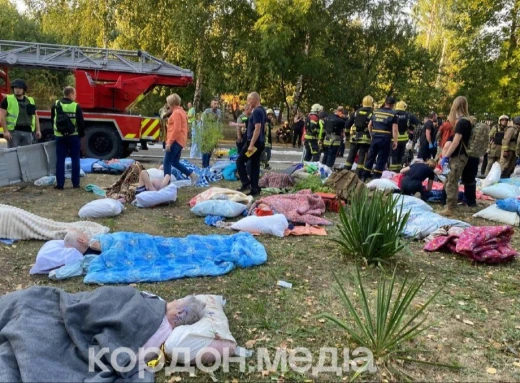 Окупанти ударили КАБом по геріатричному пансіонату в Сумах фото